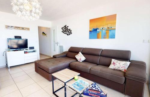 Le Grau-dʼAgde Apartment | Seaside T3 Apartment with Panoramic Views and Terrace