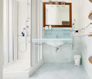 Gravina in Puglia House | Guest Rated Gravina Suite Apartment with Prime Amenities