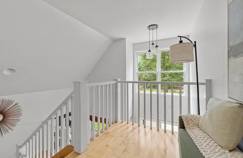 Three Oaks House | Gray Haven