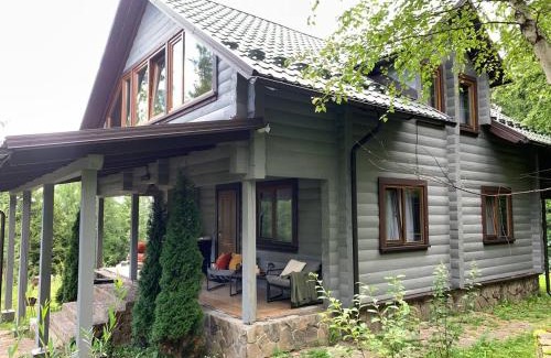Soymy Cabin | Gray House