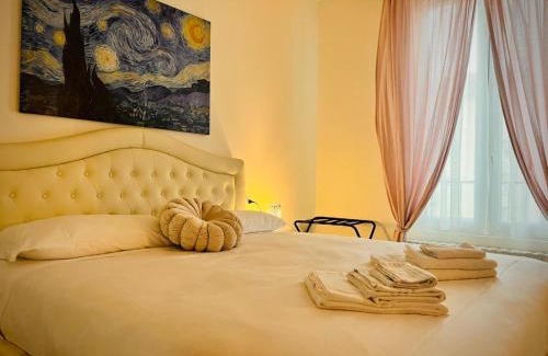 Intra Apartment | Historic Center Gem: Pet & Child Friendly Stay