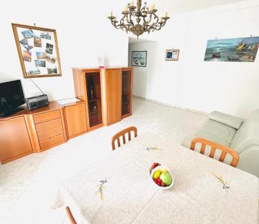 Rondinella - Baraggia - Restellone Apartment | Convenient Two-Bedroom Near Metro with Top Guest Rating