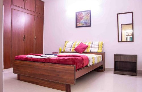 Thousand Lights West Apartment | Convenient Greams Road Apartments with Restaurant & Breakfast