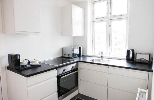 Øgadekvarteret Apartment | Cozy 1-Bed Retreat in Øgadekvarteret for Families