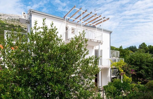 Kuciste Apartment | Great 2+1 Apartment with sea view balcony and very close to the sea.