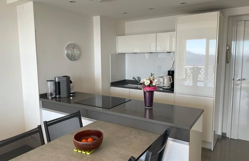 Le Suquet Apartment | Beautiful 2-Room Apartment with Oceanfront Views