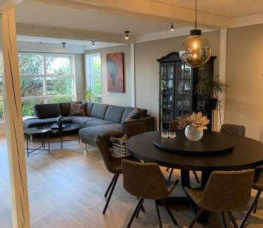 Breidholt House | Stylish 4-Bed House in Reykjavik with Free Car Use