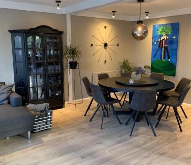 Breidholt House | Stylish 4-Bed House in Reykjavik with Free Car Use
