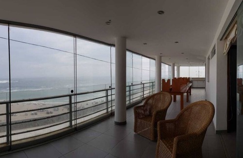 Punta Hermosa Apartment | Seaside Apartment with Breathtaking Beach Views