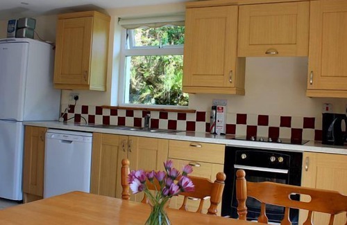 Tully Apartment | Ideal Apartment for Discovering Connemara with Breakfast