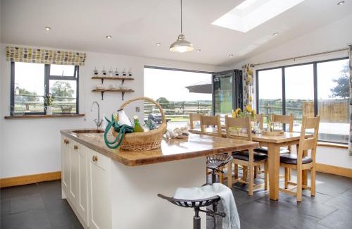 Crediton House | Great Ash Barn