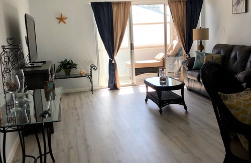 Ponce Inlet Condo | Beachside Condo Retreat in Ponce Inlet with Pool & Kitchen