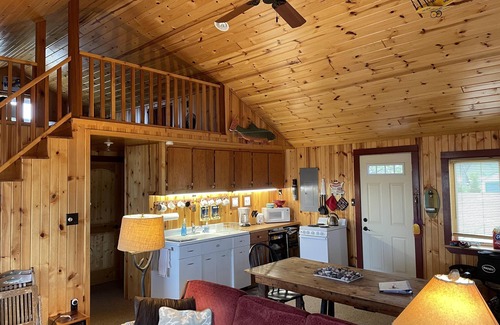 Grand Marais House | Unplug in a Newly Renovated Cottage on Lake Superior