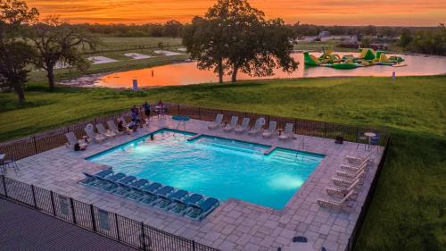 Bryan Other | Premier Getaways at Great Escapes RV Resort, Bryan College Station