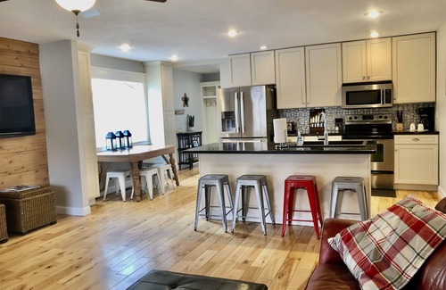 Osage Beach House | Family-Friendly Lakefront Retreat with Private Dock & Pool