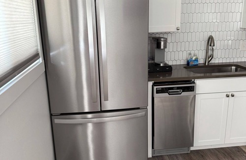 Spokane Valley Apartment | 💎 Great Find, 5 min to Browns Park 🛹💦🏀🏐1