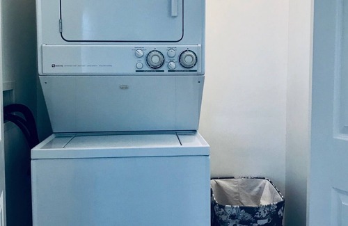East Norwalk House | Great Find Beach Flat!