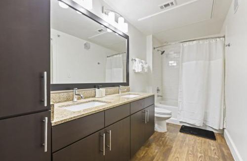Frisco Apartment | Great for Children 2B w Bunk Beds in Frisco