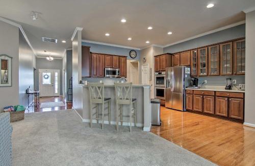 The Commons House | Ideal for Groups at Bayside Resort Home Near Fenwick