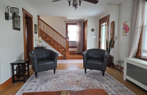 Bellefonte House | Ideal Retreat for Penn State Fans with Family-Friendly Amenities