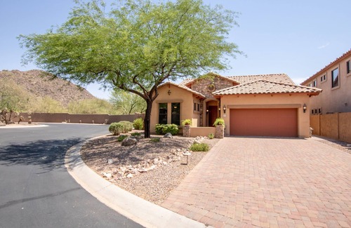 Las Sendas House | Pet-Friendly Oasis in the Las Sendas Community of Mesa