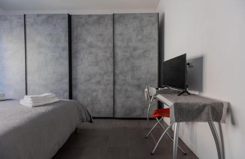 Quartiere XXXI Giuliano Dalmata Apartment | Explore Great House Laurentina Metro B - 4-Star Family Retreat