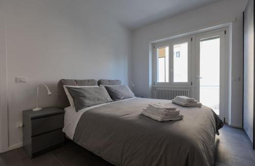 Quartiere XXXI Giuliano Dalmata Apartment | Explore Great House Laurentina Metro B - 4-Star Family Retreat