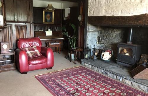 Vale of Glamorgan House | Top-Rated Great House Guest House with Family-Friendly Perks