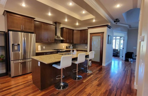 Inglewood House | Cozy Inglewood Retreat: Steps from Zoo and Downtown Fun