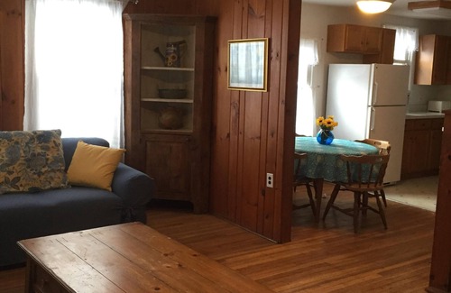 Bolton Landing House | Ideal Family Getaway with Ocean View and Spa Amenities