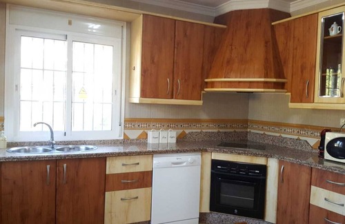 Alcaucin Cottage | Relaxing Getaway with Jacuzzi and Pool Near Natural Park