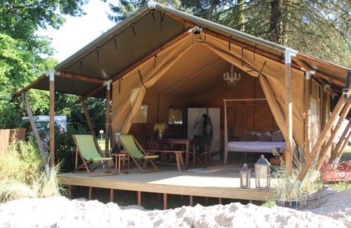Großensee Apartment | Experience Great Lake Lodge: Unique Glamping by Grossensee