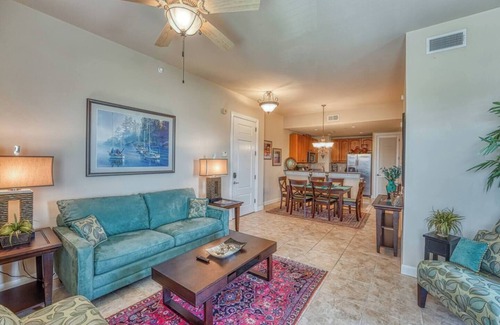 Horseshoe Bay House | Scenic Waterfront Condo with Lake LBJ Views & Spa