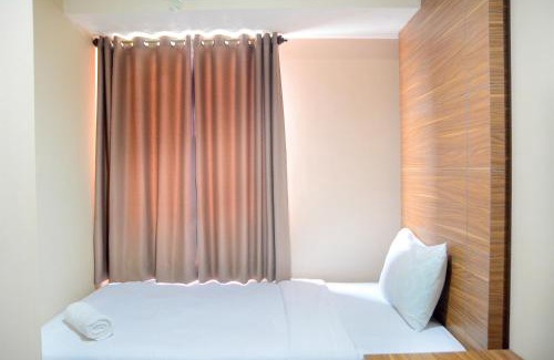 Old Jakarta Apartment | Prime Location 2BR Maple Park Apartment with Pool Access
