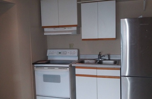 Leeds Point House | Prime Location with 5 Twin Beds and Kitchen Amenities
