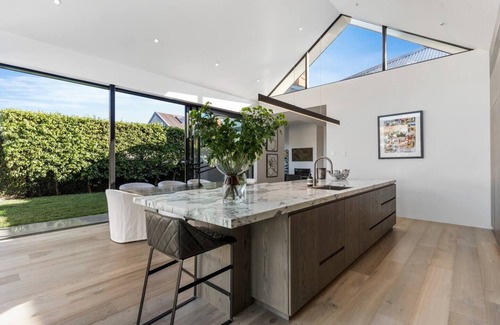 Ponsonby House | Elegant Oceanfront Retreat with Private Pool & Family Amenities