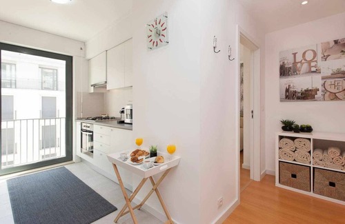 Mouraria Apartment | Prime Location with Castle Views and Exceptional Amenities