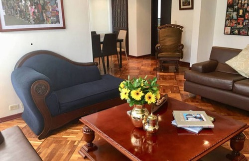 Calle 100 Apartment | Prime Location Near Attractions with Family-Friendly Amenities