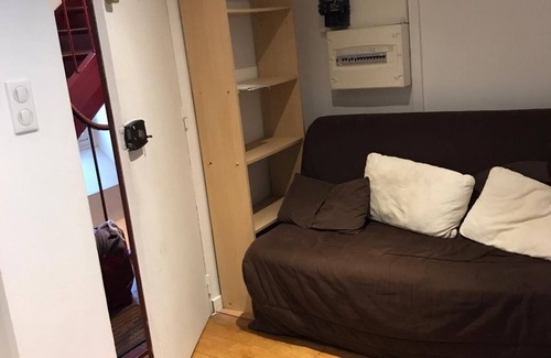 Croulebarbe Apartment | Ideal Location for a Family-Friendly Getaway