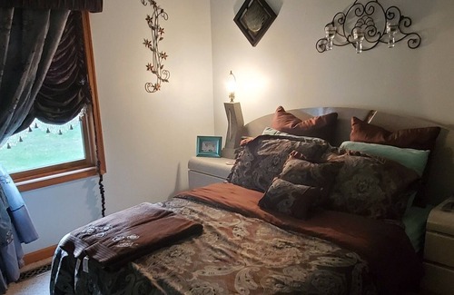 Dingmans Ferry House | Ideal Poconos Getaway with Outdoor Living & Family Amenities