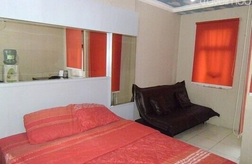 Panunggangan Utara Apartment | Ideal Location New Studio Apartment with Pool & Breakfast