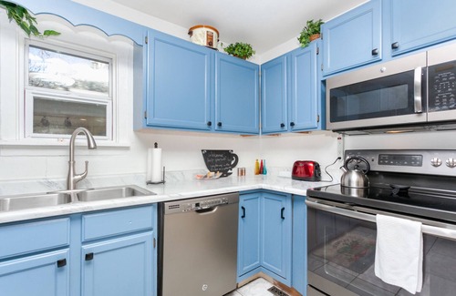 Arvada House | Prime Location in Old Town Arvada with Pet-Friendly Yard