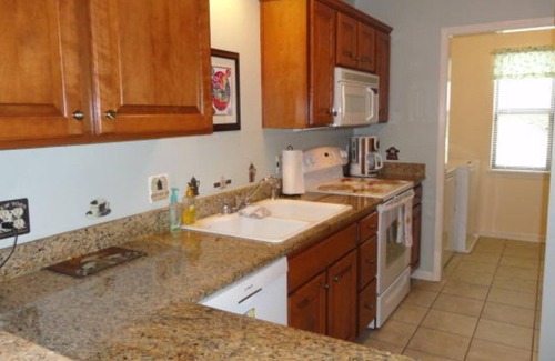 Table Rock Condo | Prime Lakefront Retreat with Indoor Pool and Spa Access