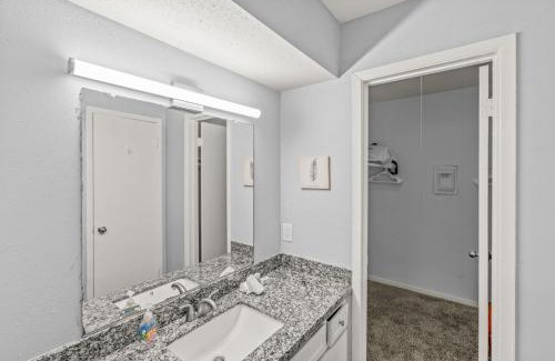 El Lago House | Inviting Holiday Homes in Seabrook, TX with Ocean Views