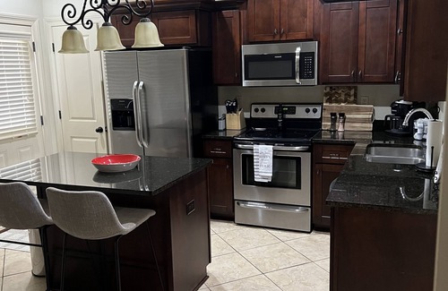 Oxford Condo | Perfect Location! Condo Near Campus with Pool & Family Amenities