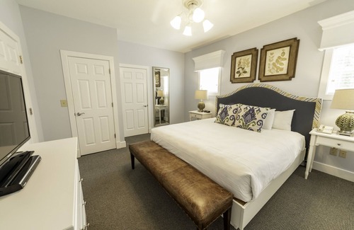 Lackey Resort | Prime Location with Secure Two-Bedroom Accommodations