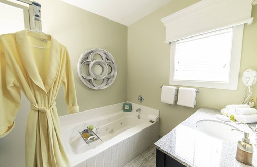 Lackey Resort | Prime Location with Secure Two-Bedroom Accommodations