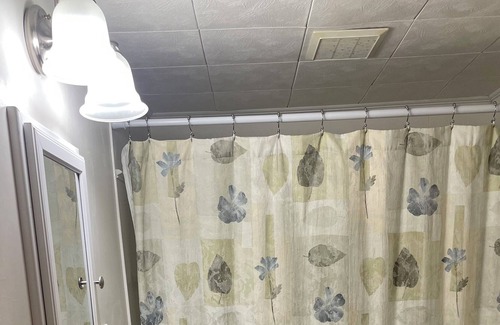 Pymatuning North Cottage | Great Location!! WI-FI Central AC to beach, Very close to beach and marina