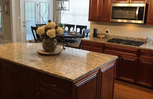 Evans House | Top-Rated Master Rental for Your Perfect Getaway