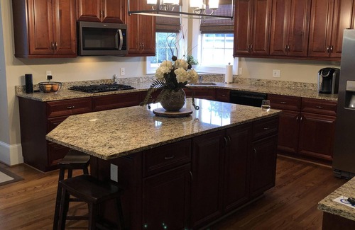 Evans House | Top-Rated Master Rental for Your Perfect Getaway